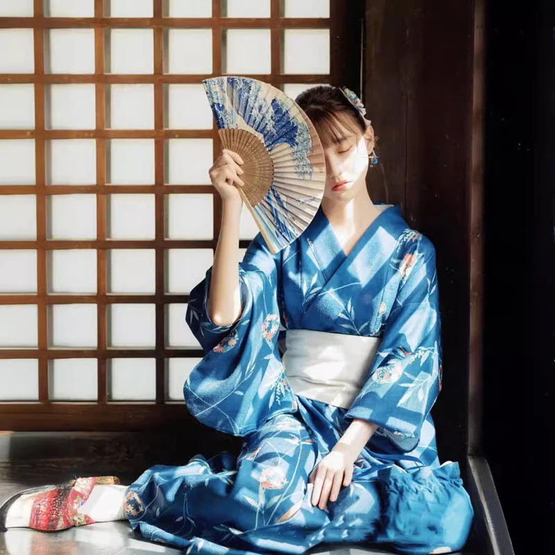Anime Cosplay Photoshoot - ชุดกิโมโนญี่ปุ่นแบบดั้งเดิม ปี 2024 สำหรับคอสเพลย์ ถ่ายภาพอนิเมะ เสื้อคลุมอาบน้ำ